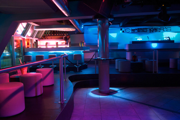 club1.jpg 2
